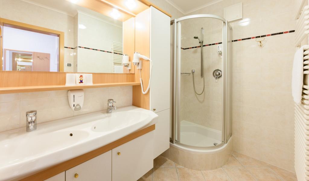 Family Home Alpenhof مارانزا الغرفة الصورة